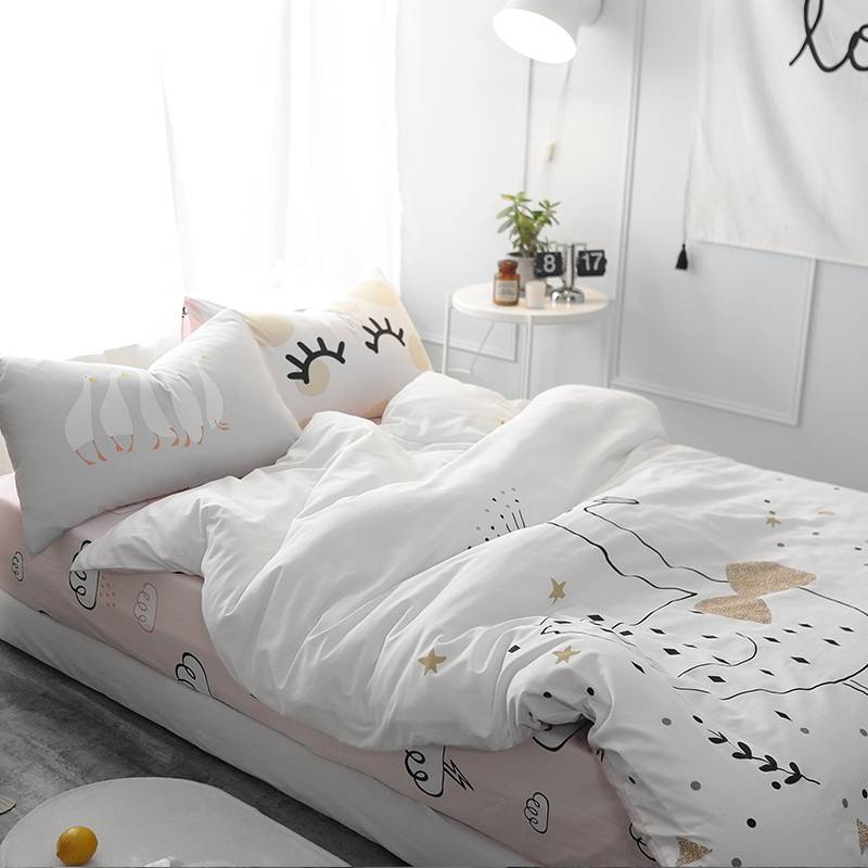 Kid's Cartoon Goose Cotton Bedding Set