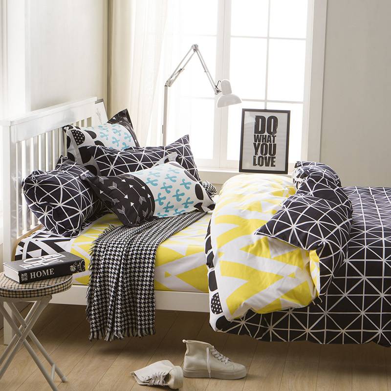 Cartoon Christmas Tree Elk Bedclothes Simple Fashion Geometric Stripes Bed Sheet Duvet Cover Sets 3/4pcs Bedding Set Cartoon Christmas Tree Elk Bedclothes Simple Fashion Geometric Stripes Bed Sheet Duvet Cover Sets 3/4pcs Bedding Set