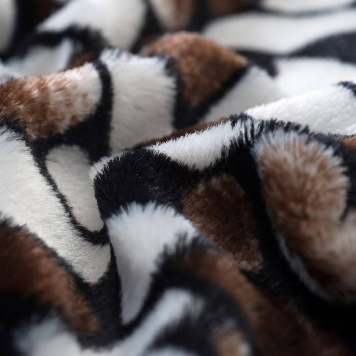 1Pcs Leopard Dots Leaf Pattern Soft Short Velvet Throw Pillow Cushion Cover Seat Car Home Sofa Bed Decorative Pillowcase 40058