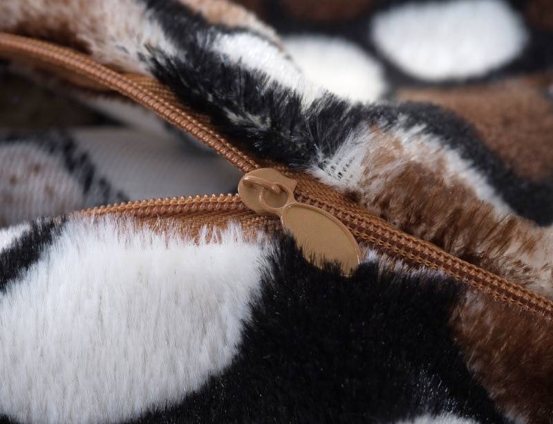 1Pcs Leopard Dots Leaf Pattern Soft Short Velvet Throw Pillow Cushion Cover Seat Car Home Sofa Bed Decorative Pillowcase 40058