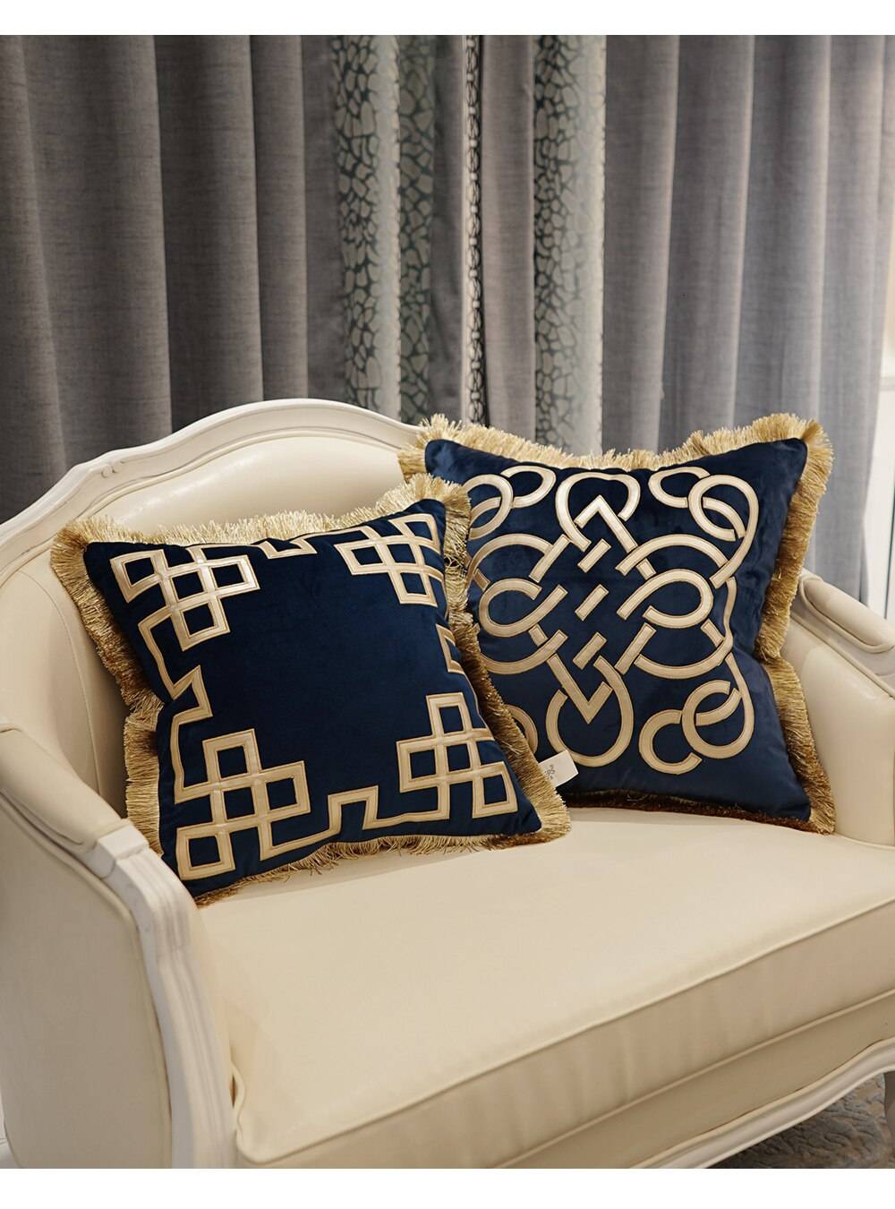 Luxury Embroidered Cushion Covers Velvet Tassels Pillow Case Home Decorative European Sofa Car Throw Pillows Blue Brown