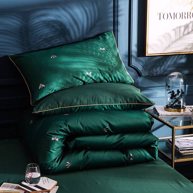 Emerald green forest bedding set 