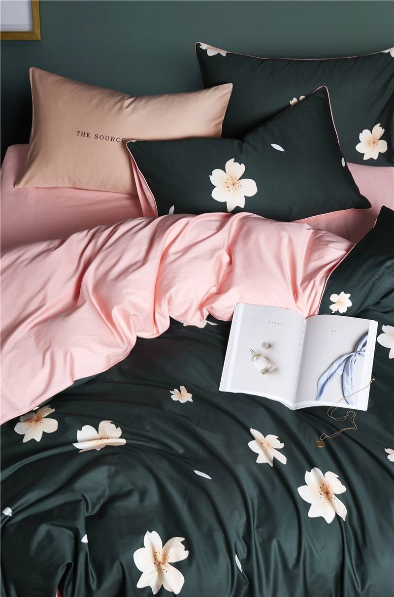 Magnolia duvet cover made from luxury egyptian cotton