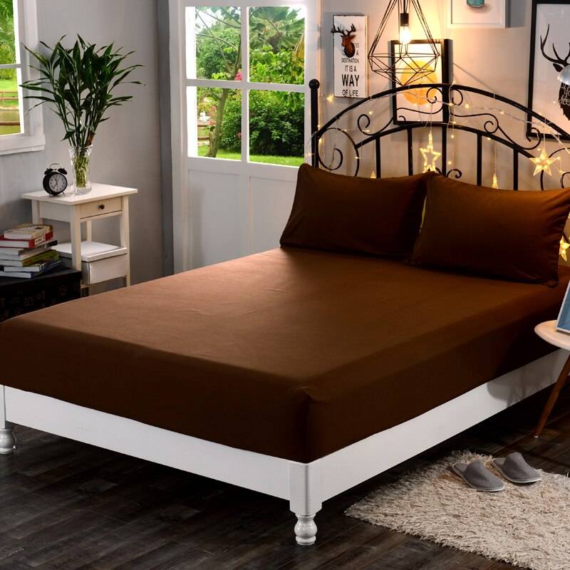 Micro Polyester Fitted Sheet With Four Elastic Corners Micro Polyester Fitted Sheet With Four Elastic Corners