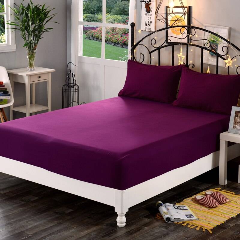 Micro Polyester Fitted Sheet With Four Elastic Corners Micro Polyester Fitted Sheet With Four Elastic Corners