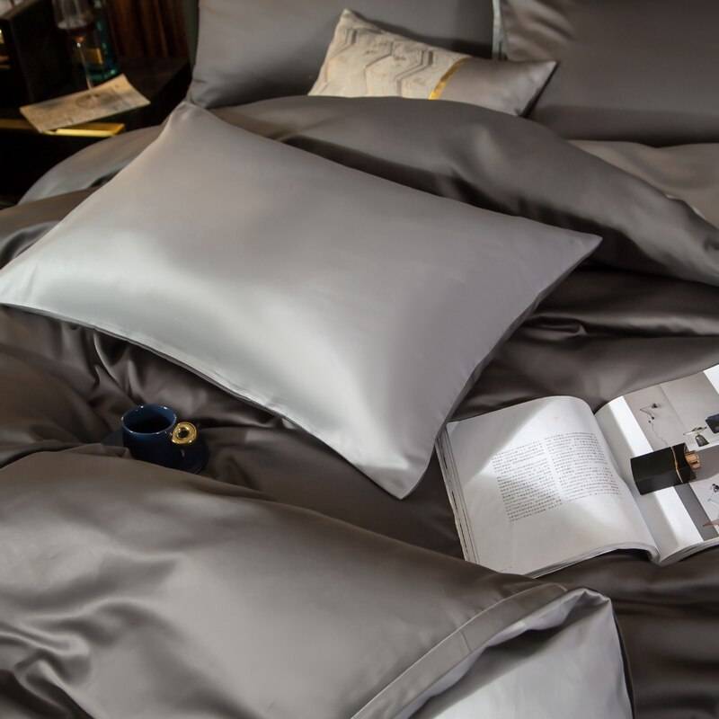 Luxury Reversible Bedding Set – Premium Egyptian Cotton