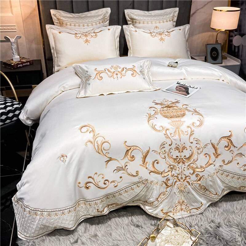 Luxury Royal Sateen Silk Cotton Embroidered Bedding Set Luxury Royal Sateen Silk Cotton Embroidered Bedding Set