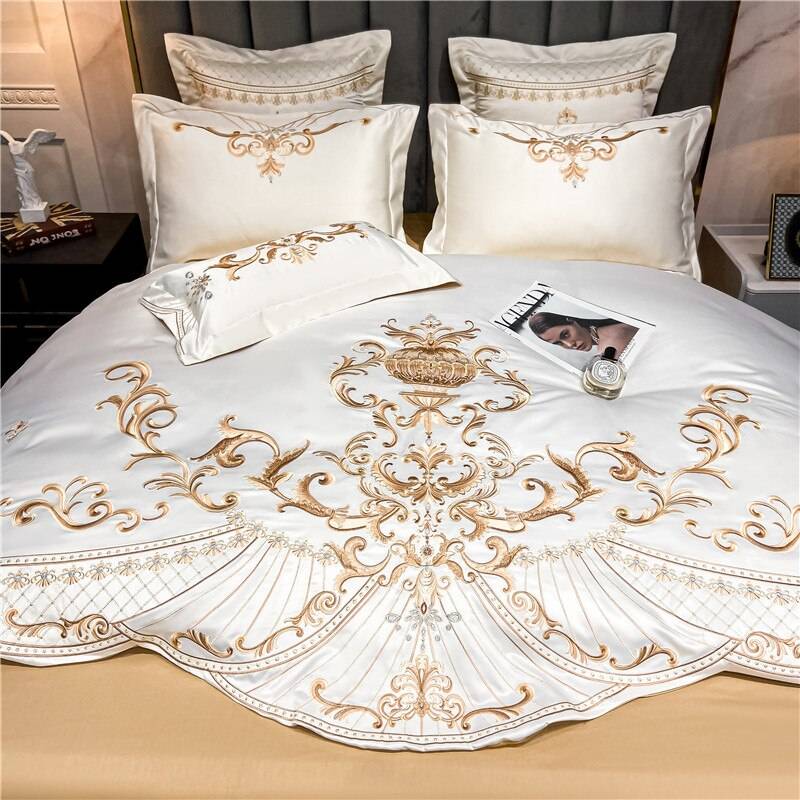 Luxury Royal Sateen Silk Cotton Embroidered Bedding Set Luxury Royal Sateen Silk Cotton Embroidered Bedding Set