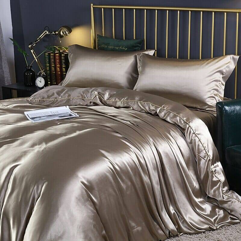 High Quality Mulberry Silk Bed Set