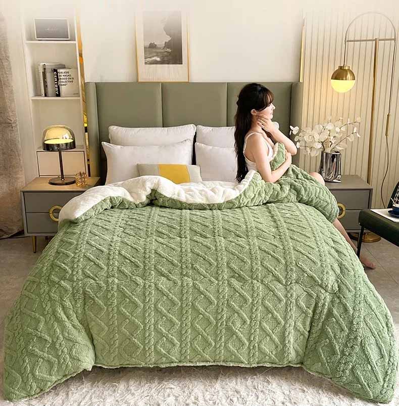 Winter Warm Flannel Fleece Blanket 1